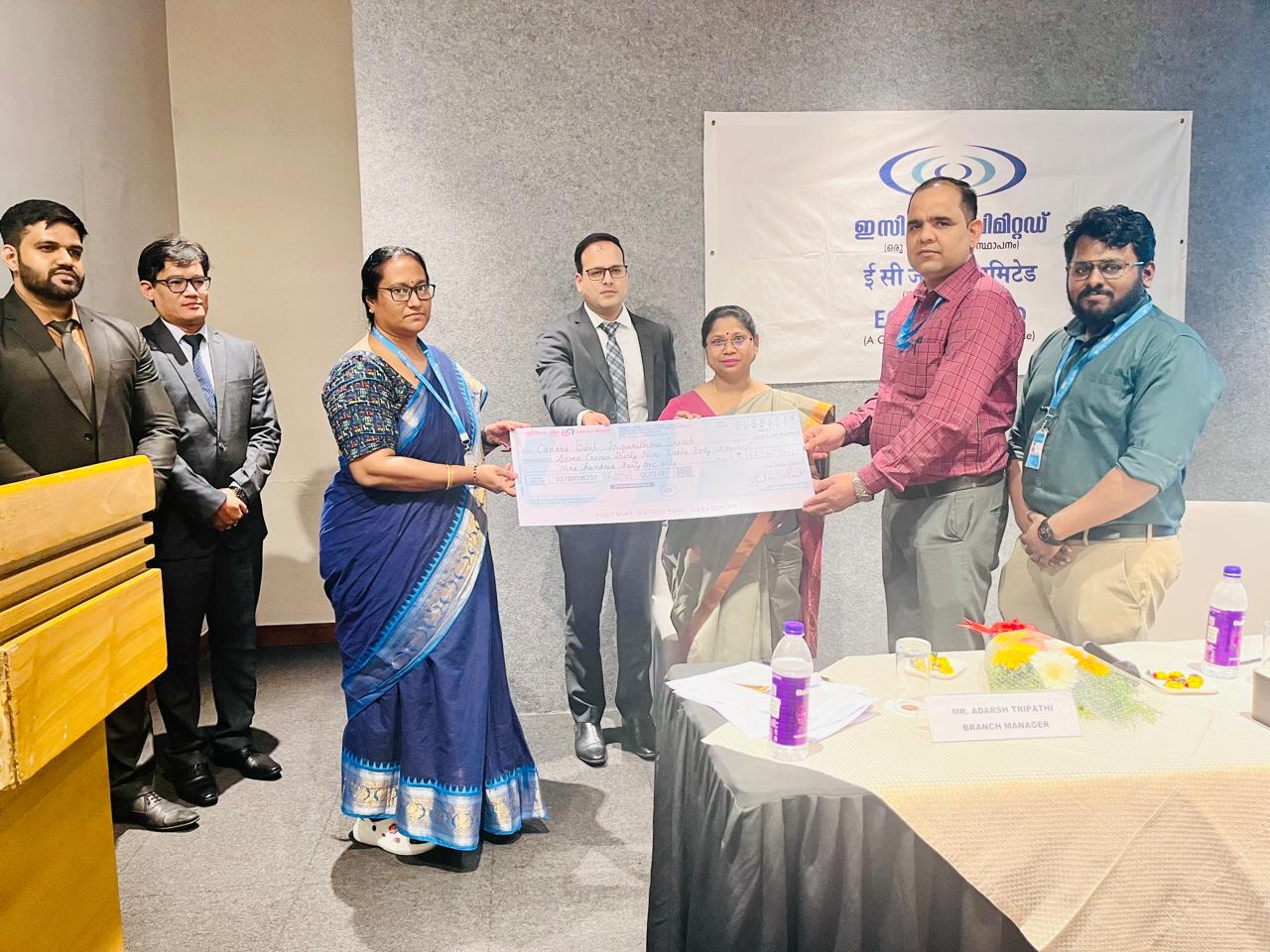 Exporter/bankers were presented the cheque by Ms. Sivasankari M, Regional Manager, Southern Regional Office, on account of claims settled by the Kochi Branch.