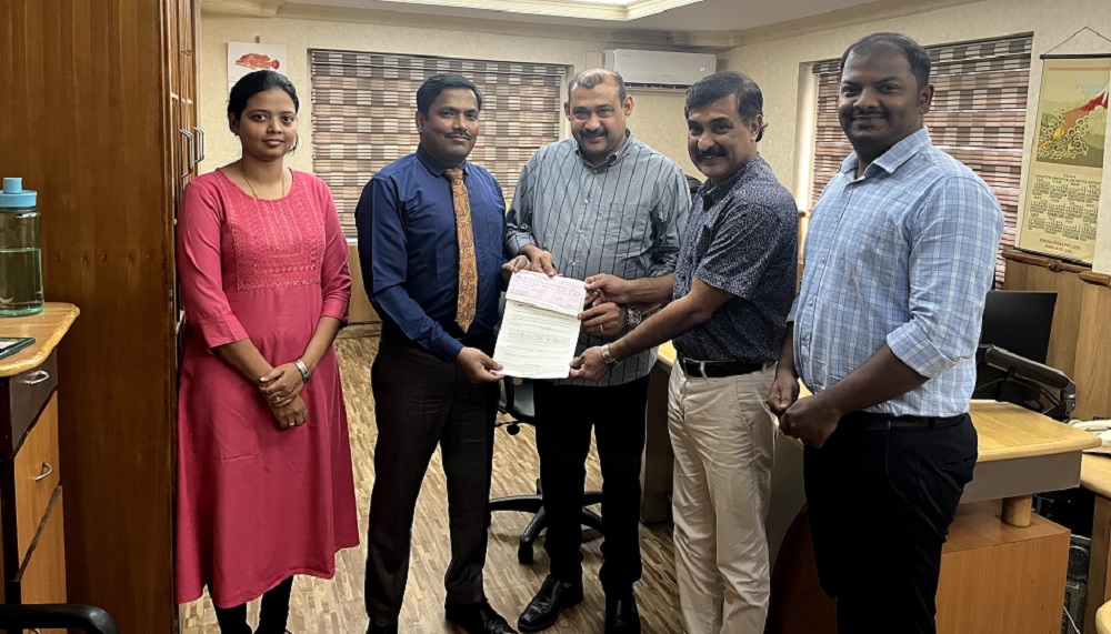 ECGC KOCHI Branch has paid Claim amount of Rupees 56,96,139/- to M/s Mangala Marine Exim Private Limited, Kochi on Buyer M/s Mauro SRL, Italy.