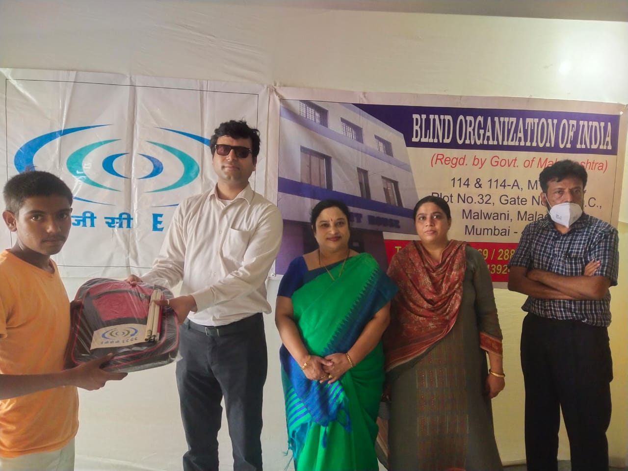 Image for ECGC Ltd donated ₹23,35,343 to a blind welfare organization under its CSR initiative.