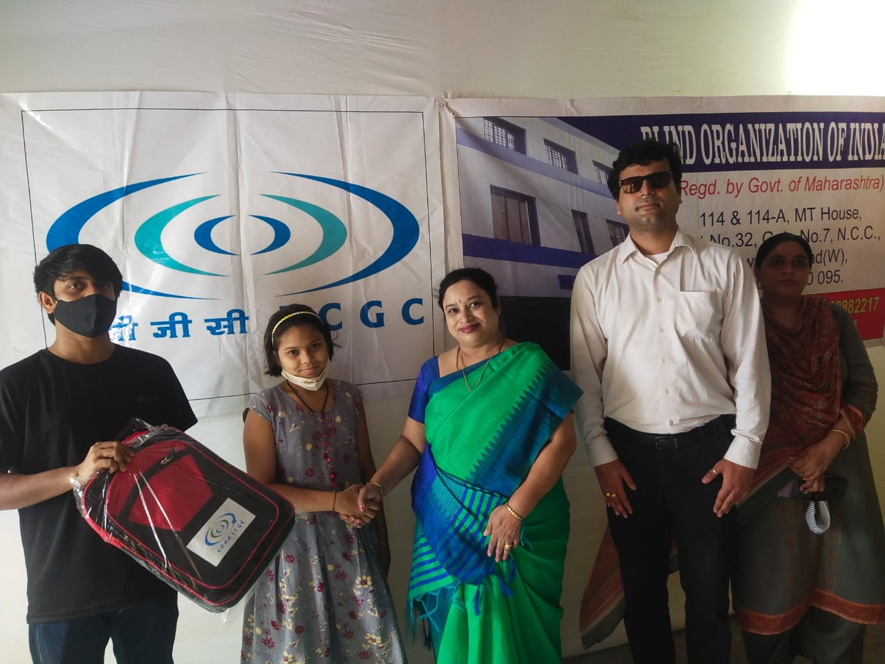Image for ECGC Ltd donated ₹23,35,343 to a blind welfare organization under its CSR initiative.