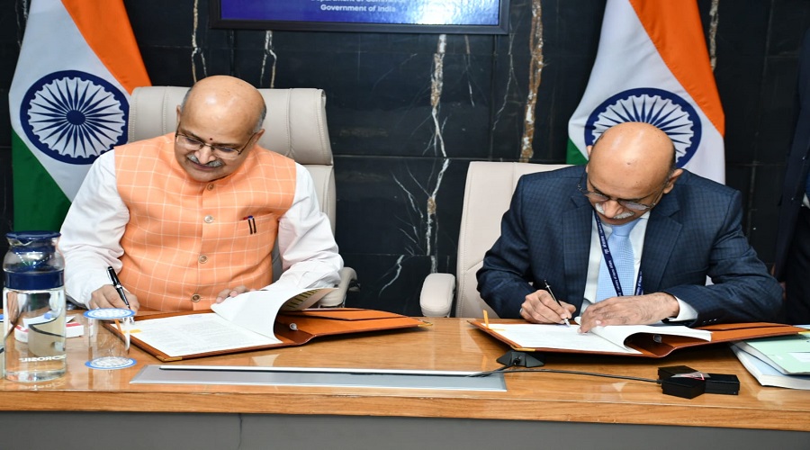 Image for Signing of MOU for FY 2022-23 between Government of India and ECGC Ltd.