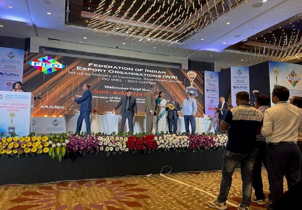Image for C.N.A. Anbarasan, Executive Director, with participants at the FIEO (WR) Export Excellence Awards ceremony